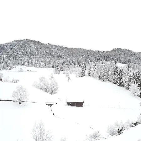 アパート Alba Montis *